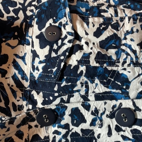 Coldwater Creek Crisp Blue/White Jacket - size 18 - Picture 2 of 4